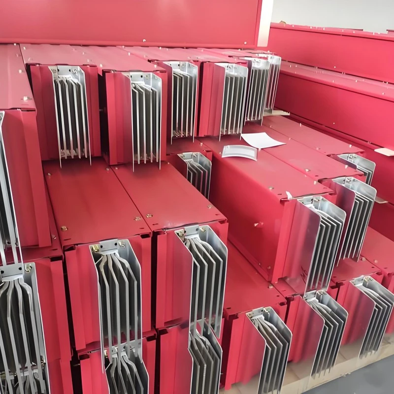 Огнестойкий низковольтный закрытый шинопровод