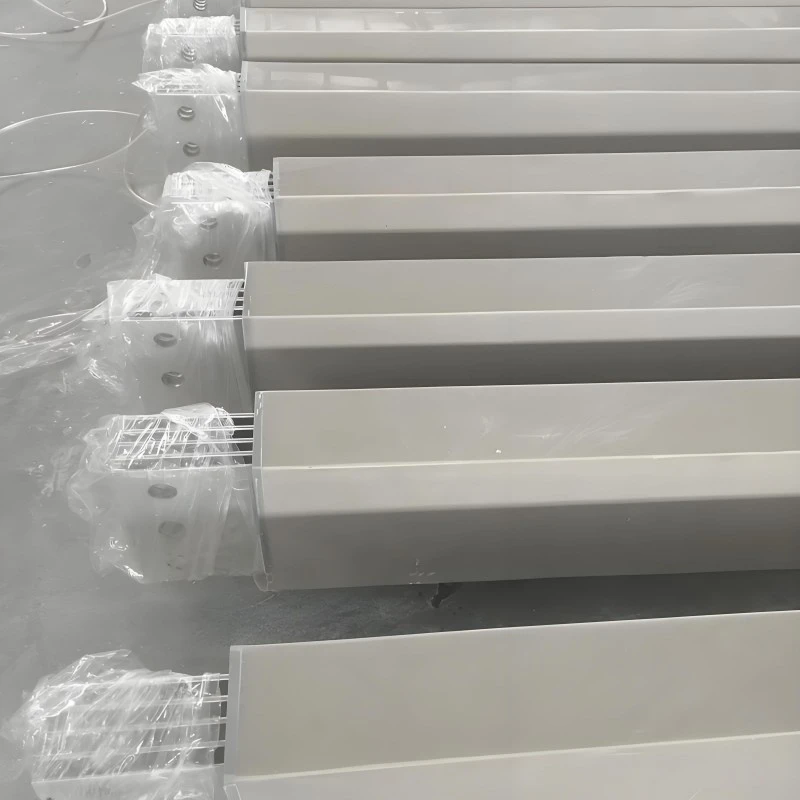 Полностью закрытый водонепроницаемый автобусный маршрут из литой смолы