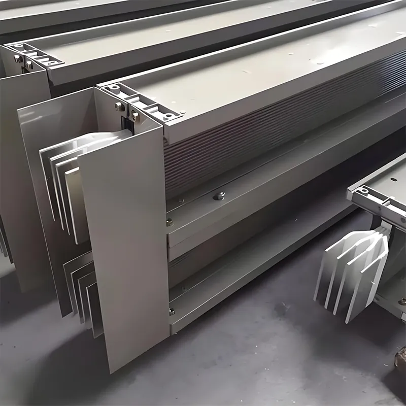 Сэндвич-шина низкого напряжения